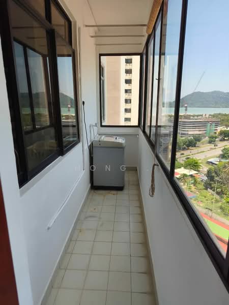Condominium for Rent at E-Park Condominium - Hong . - Balcony - PropertyGuru.com.my