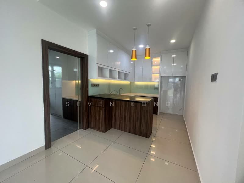 Semi-Detached House for Sale in Taman Nusa Idaman (Iskandar Puteri (Nusajaya)) - Seven Kong - Kitchen - PropertyGuru.com.my