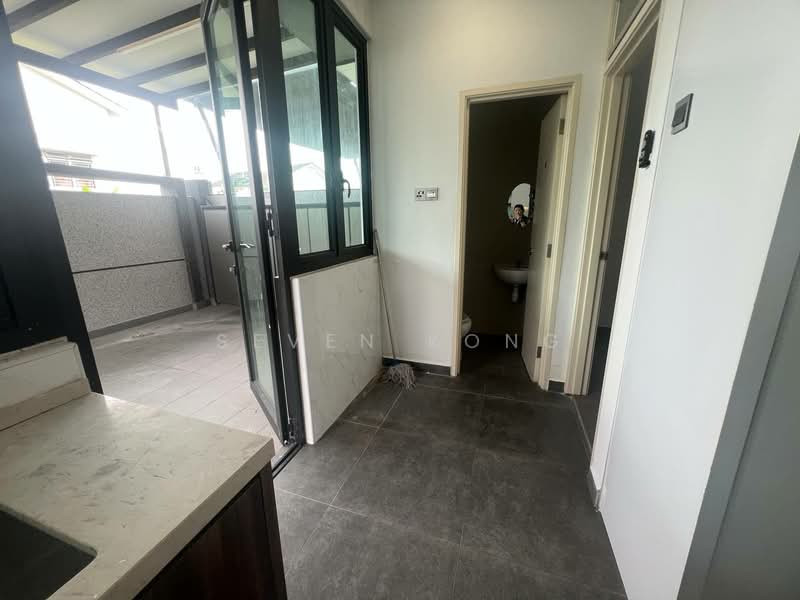 Semi-Detached House for Sale in Taman Nusa Idaman (Iskandar Puteri (Nusajaya)) - Seven Kong - Balcony - PropertyGuru.com.my