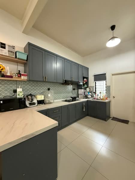 2.5-storey Terraced House for Sale in Taman Cahaya Alam (Shah Alam) - Azri Zabidin - Kitchen - PropertyGuru.com.my