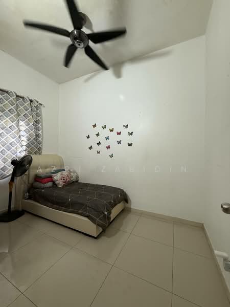 2.5-storey Terraced House for Sale in Taman Cahaya Alam (Shah Alam) - Azri Zabidin - Bedroom - PropertyGuru.com.my