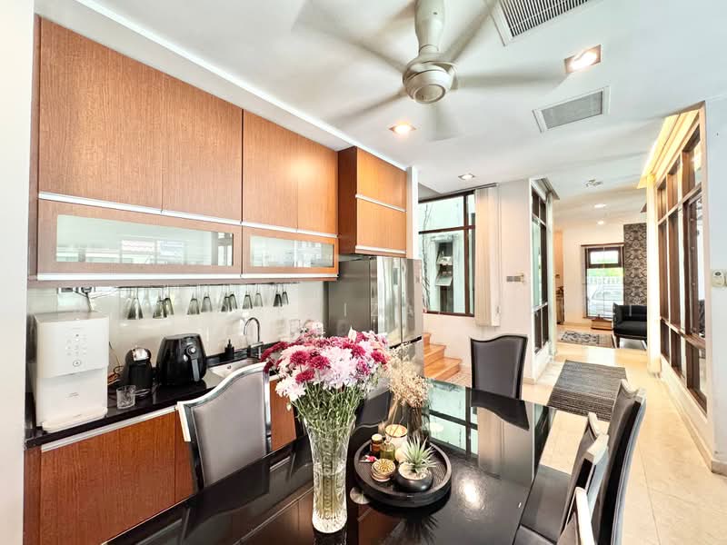 Semi-Detached House for Sale in Bukit Tunku (Kenny Hills) (Kuala Lumpur) - Ahmad Faizal Basri - Kitchen - PropertyGuru.com.my
