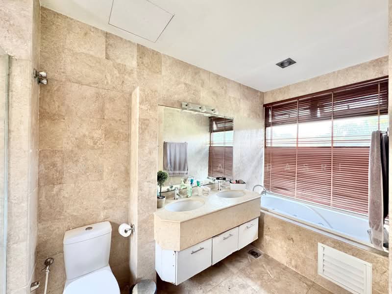 Semi-Detached House for Sale in Bukit Tunku (Kenny Hills) (Kuala Lumpur) - Ahmad Faizal Basri - Bathroom - PropertyGuru.com.my