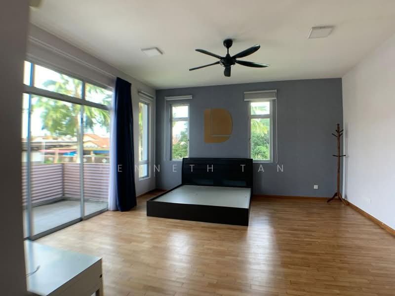 2-storey Terraced House for Sale in Taman Molek (Johor Bahru) - Kenneth Tan - Bedroom - PropertyGuru.com.my