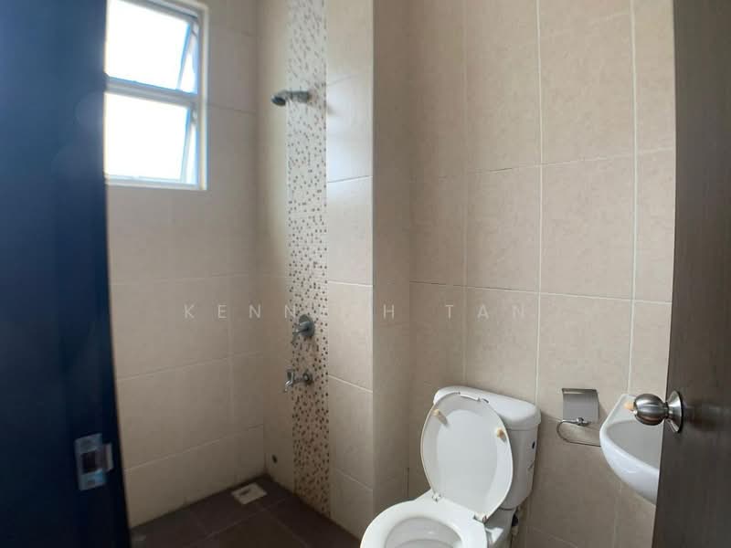 2-storey Terraced House for Sale in Taman Molek (Johor Bahru) - Kenneth Tan - PropertyGuru.com.my
