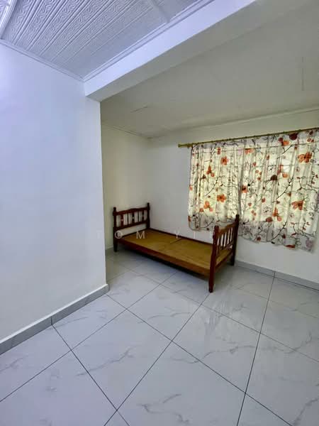 2-storey Terraced House for Sale in Taman Universiti Ss3 (Petaling Jaya) - Tom Yip - Bedroom - PropertyGuru.com.my