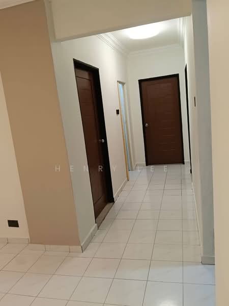 Apartment for Sale at Seri Mutiara Apartment - Henry Lee - Corridor - PropertyGuru.com.my