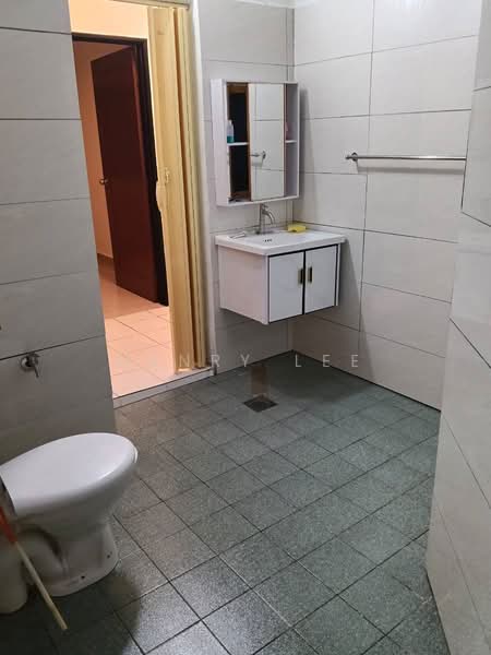 Apartment for Sale at Seri Mutiara Apartment - Henry Lee - Bathroom - PropertyGuru.com.my
