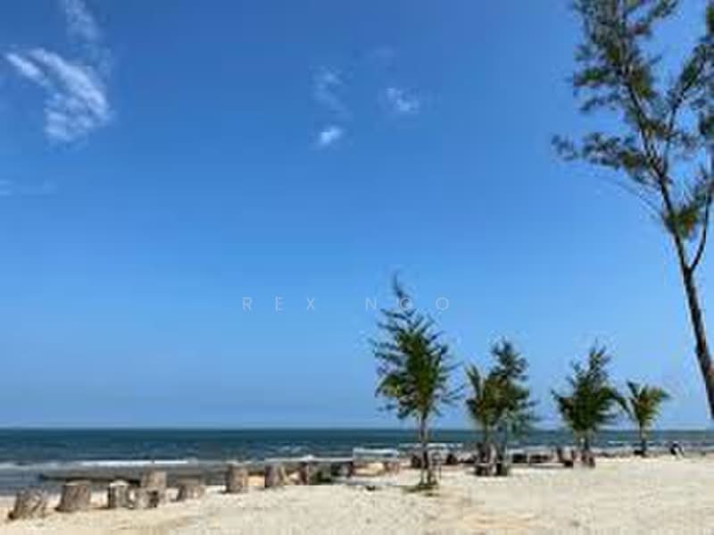 Service Residence for Sale at Timur Bay Seafront Residence - Rex Ngo - Exterior - PropertyGuru.com.my