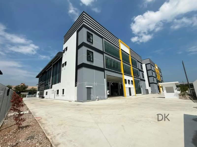 Detached Factory for Rent in Sungai Kapar Indah Industrial Park (Kapar) - Darren Khoo - Exterior - PropertyGuru.com.my