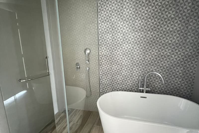 Servis Apartment untuk Disewa di Hampton Height Damansara - JC Tay - Bathroom - PropertyGuru.com.my