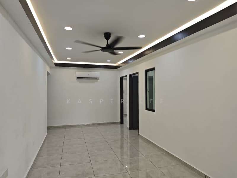 Rumah Teres 1 Tingkat untuk Disewa di Taman Johor Jaya (Johor Bahru) - Kasper Lee - Living Room - PropertyGuru.com.my