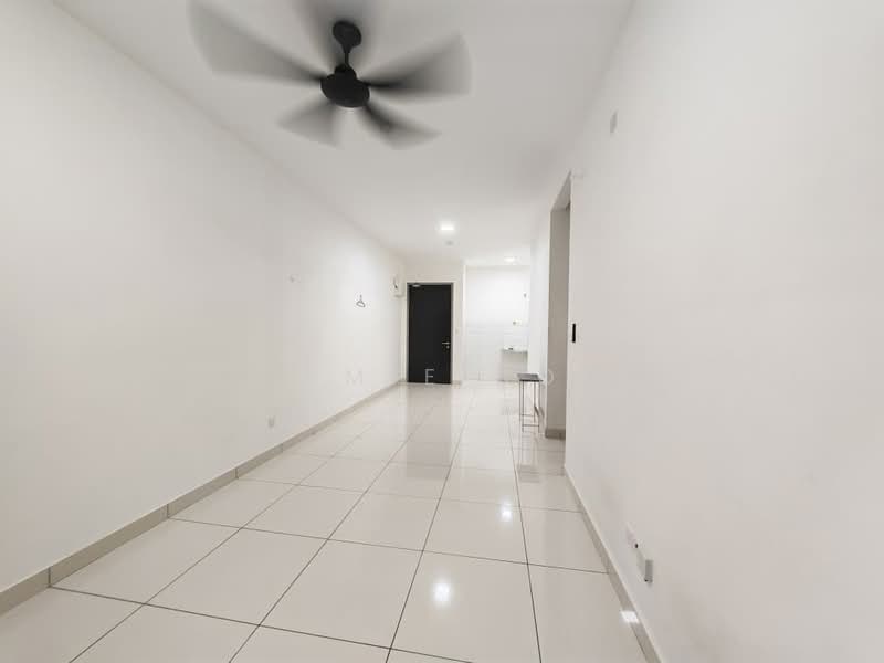 Service Residence for Rent at Traders Park - Camie Hoo - Corridor - PropertyGuru.com.my