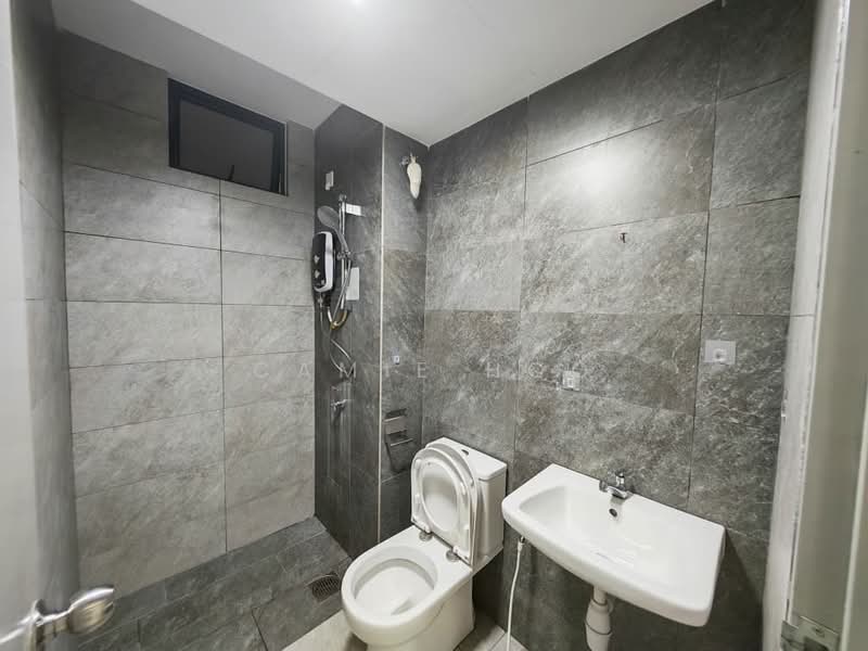 Service Residence for Rent at Traders Park - Camie Hoo - Bathroom - PropertyGuru.com.my
