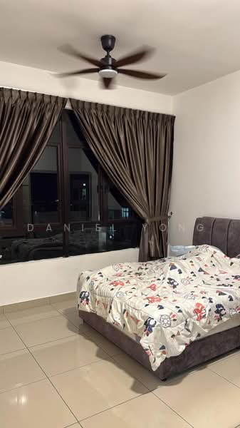 Service Residence for Sale at D'Summit Residences - Daniel Yong - Bedroom - PropertyGuru.com.my