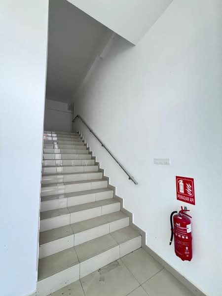 Detached Factory for Rent in Gelang Patah (Johor) - Freya Gwee - Corridor - PropertyGuru.com.my