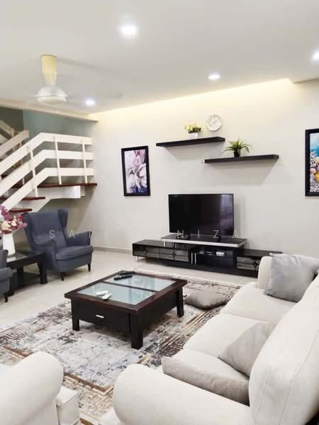 Rumah Berkembar untuk Dijual di Bangi (Selangor) - Saiful Nizam - Living Room - PropertyGuru.com.my