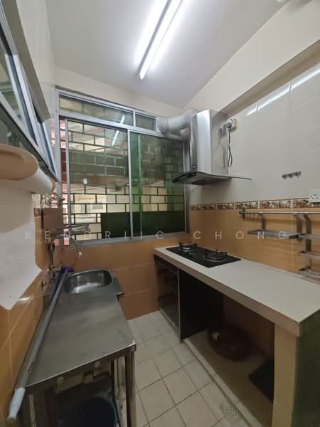 Condominium for Sale at Endah Puri - Kendriic Chong - Kitchen - PropertyGuru.com.my