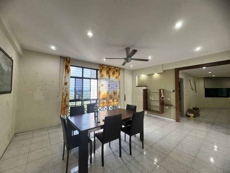 Pangsapuri untuk Dijual di Mewah View Luxurious Apartments - Daniel Yong - Dining Room - PropertyGuru.com.my
