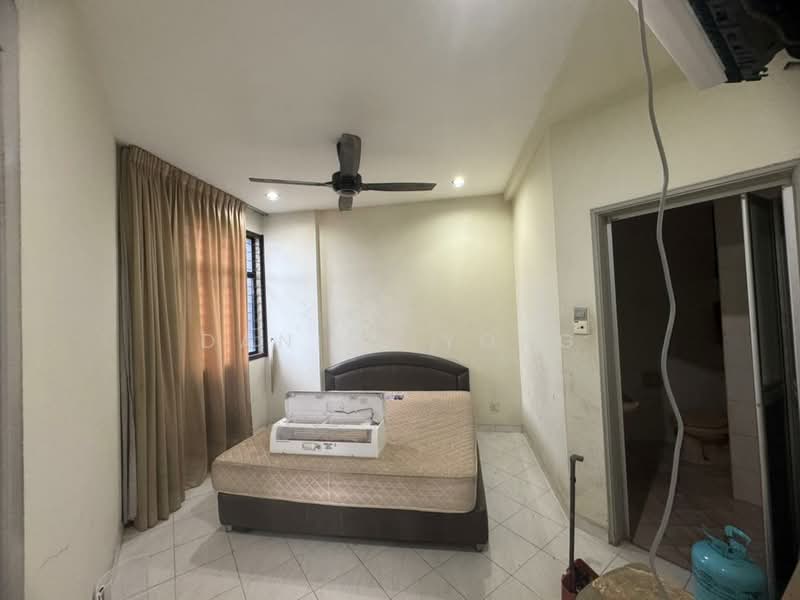 Pangsapuri untuk Dijual di Mewah View Luxurious Apartments - Daniel Yong - Bedroom - PropertyGuru.com.my