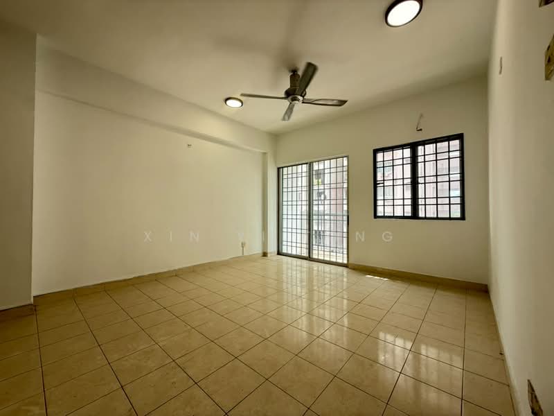 Condominium for Sale at Medan Putra Condominium - Xin Yi Tong - Living Room - PropertyGuru.com.my