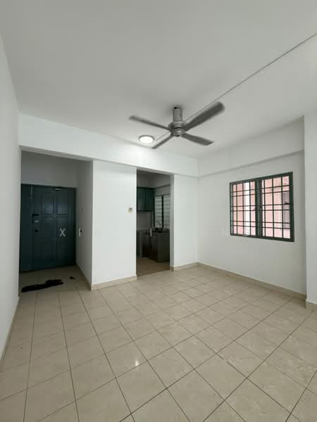 Condominium for Sale at Medan Putra Condominium - Xin Yi Tong - Living Room - PropertyGuru.com.my