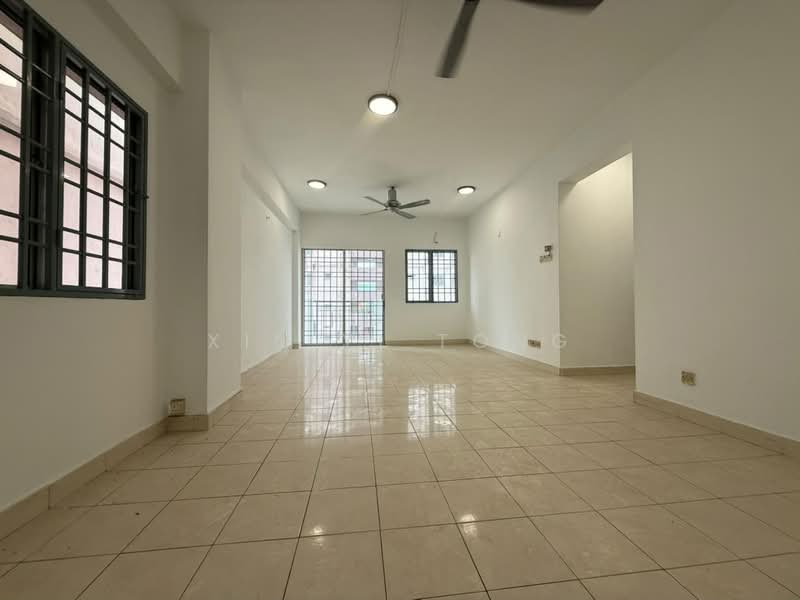 Condominium for Sale at Medan Putra Condominium - Xin Yi Tong - Living Room - PropertyGuru.com.my