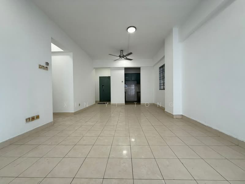 Condominium for Sale at Medan Putra Condominium - Xin Yi Tong - Living Room - PropertyGuru.com.my