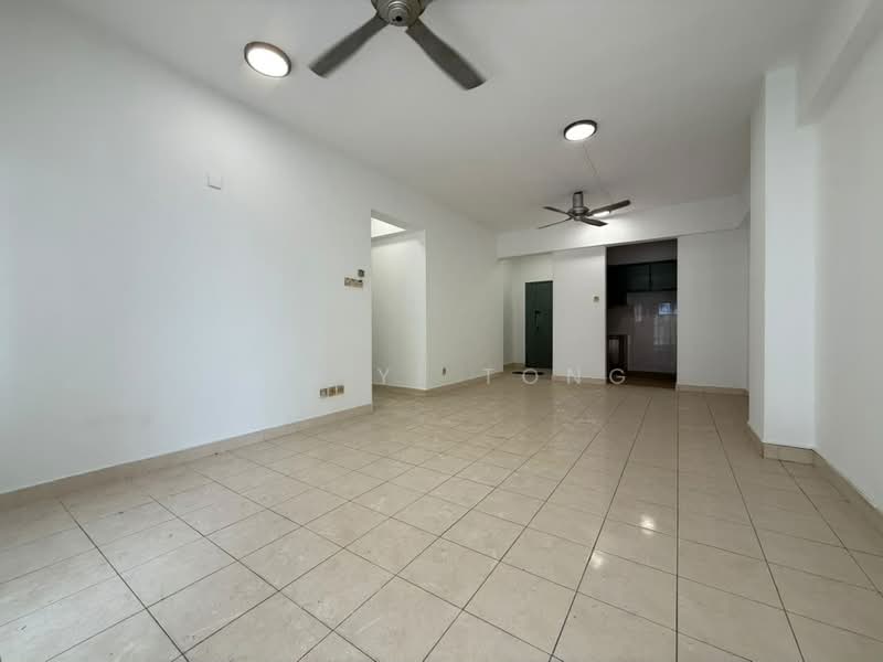 Condominium for Sale at Medan Putra Condominium - Xin Yi Tong - Living Room - PropertyGuru.com.my