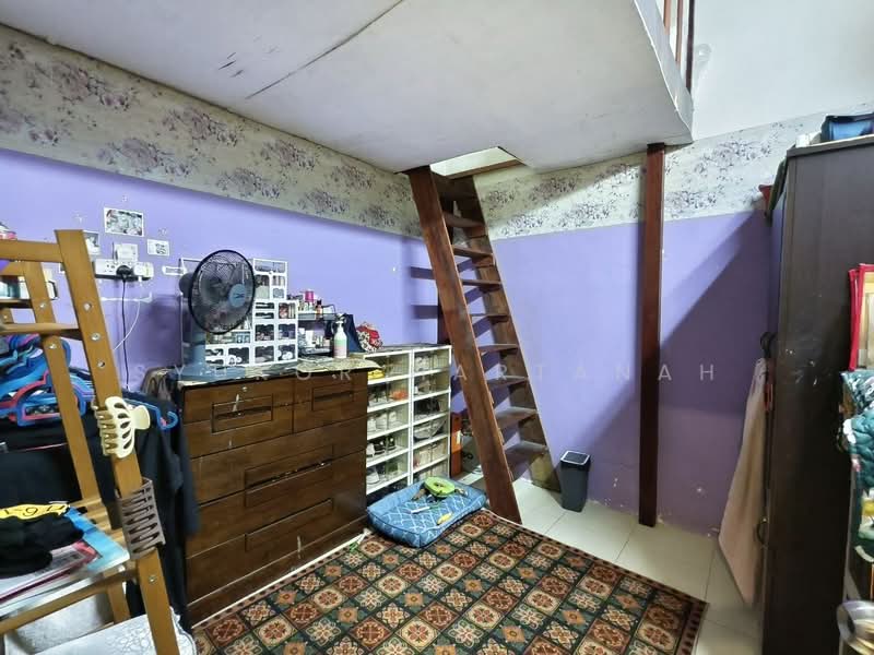 Rumah Teres 1 Tingkat untuk Dijual di Telok Panglima Garang (Selangor) - Syukor Hartanah - Bedroom - PropertyGuru.com.my