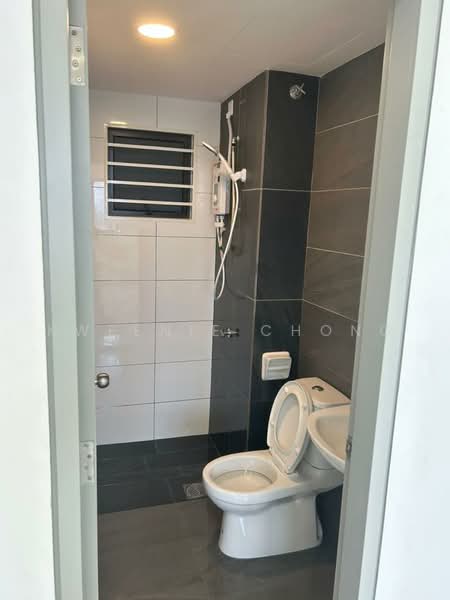 Servis Apartment untuk Dijual di Traders Garden @ Cheras Selatan - Kweenie Chong - Bathroom - PropertyGuru.com.my