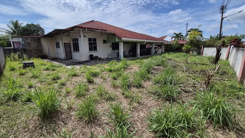 Rumah Berkembar untuk Dijual di Taman Desa Ilmu (Samarahan) - Clement Toh - Exterior - PropertyGuru.com.my