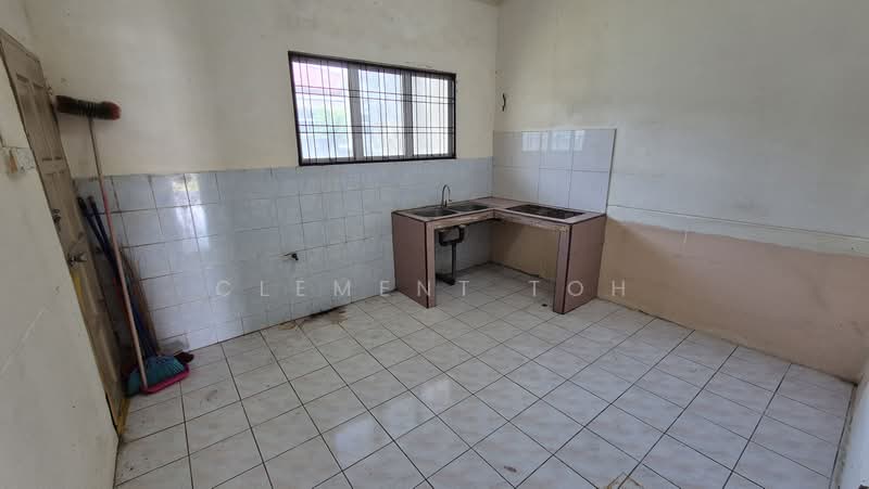 Rumah Berkembar untuk Dijual di Taman Desa Ilmu (Samarahan) - Clement Toh - Kitchen - PropertyGuru.com.my