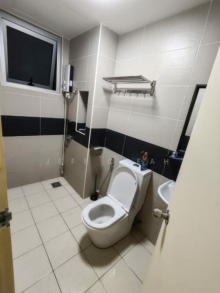 Servis Apartment untuk Disewa di Saville @ Cheras - Jeff Cheah - Bathroom - PropertyGuru.com.my