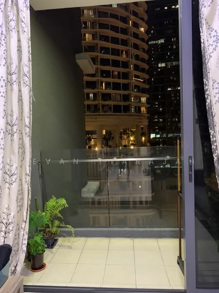 Servis Apartment untuk Disewa di South View - Devan Tiarajah - Balcony - PropertyGuru.com.my