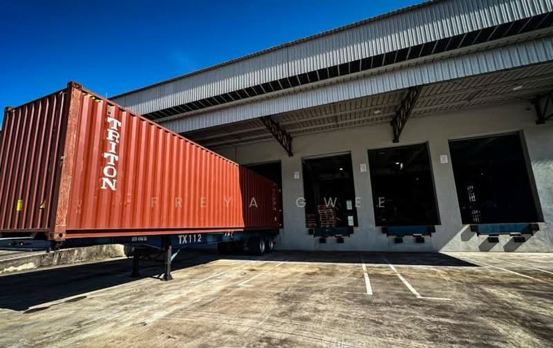 Detached Factory for Rent in Gelang Patah (Johor) - Freya Gwee - Exterior - PropertyGuru.com.my