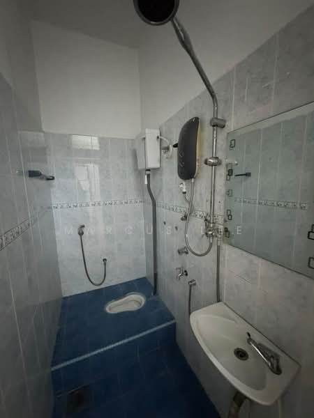 Rumah Teres 1 Tingkat untuk Disewa di Taman Selayang Jaya (Selayang) - Marcus Lee - Bathroom - PropertyGuru.com.my