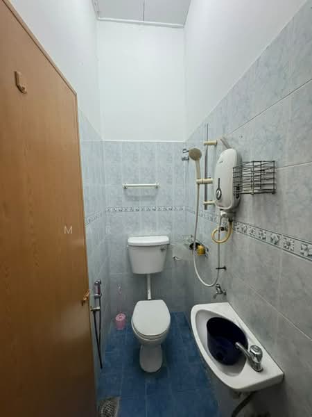 Rumah Teres 1 Tingkat untuk Disewa di Taman Selayang Jaya (Selayang) - Marcus Lee - Bathroom - PropertyGuru.com.my