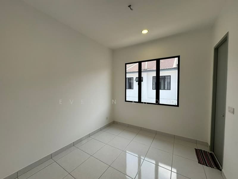 2-storey Terraced House for Sale in Rawang (Selangor) - Evelyn Khoo - Room - PropertyGuru.com.my