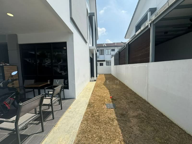 2-storey Terraced House for Sale in Rawang (Selangor) - Evelyn Khoo - Exterior - PropertyGuru.com.my