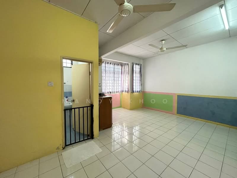 Rumah Teres 2-Tingkat untuk Dijual di Melawati (Selangor) - Mandy Khoo - Living Room - PropertyGuru.com.my