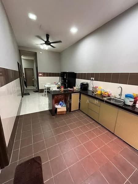 Rumah Teres 1-Tingkat untuk Dijual di Kampung Giching (Sepang) - Hawa Ibrahim - Kitchen - PropertyGuru.com.my