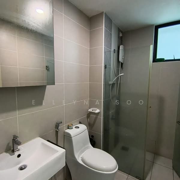 Servis Apartment untuk Disewa di Sky Loft Premium Suites - Elleyna Soo - Bathroom - PropertyGuru.com.my