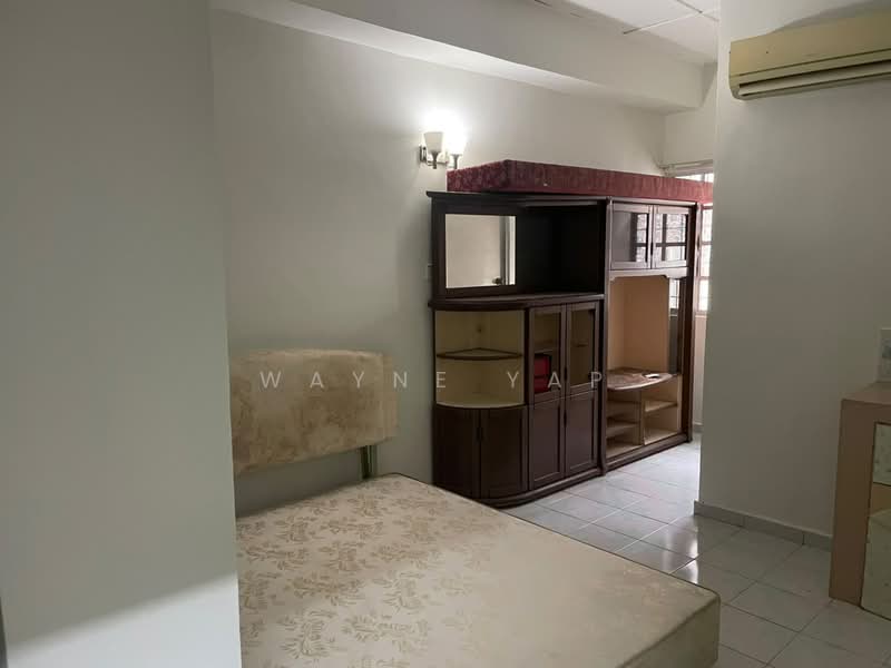 2-storey Terraced House for Sale in Saujana Impian (Kajang) - Wayne Yap - Bedroom - PropertyGuru.com.my