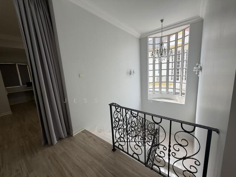 Rumah Banglo untuk Disewa di Taman Bukit Serdang (Seri Kembangan) - Jess Chong - PropertyGuru.com.my