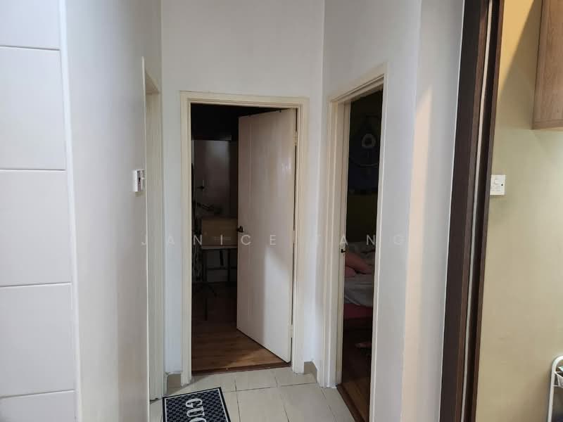 1-storey Terraced House for Sale in Shah Alam (Selangor) - Janice Tang - Corridor - PropertyGuru.com.my
