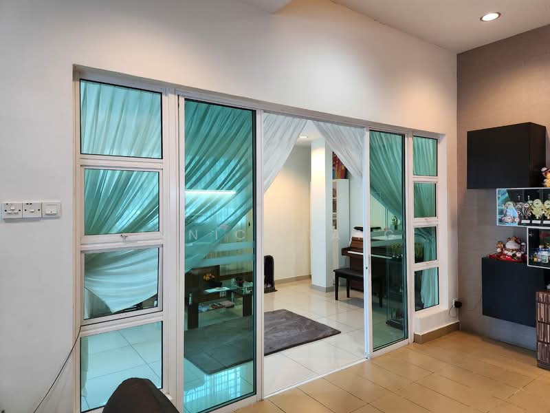 1-storey Terraced House for Sale in Shah Alam (Selangor) - Janice Tang - Living Room - PropertyGuru.com.my