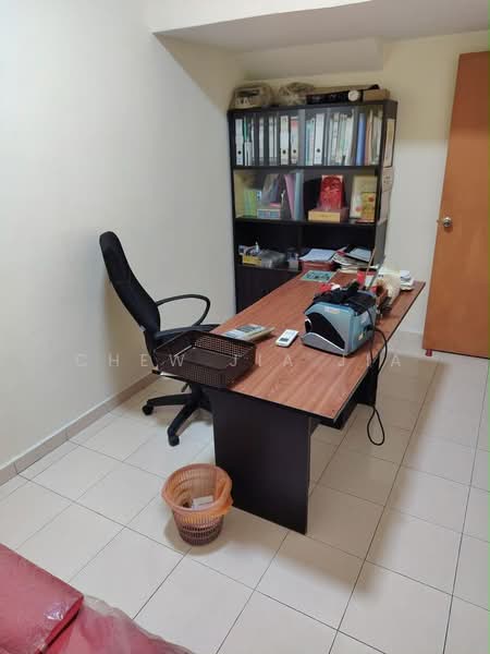 Terraced House for Sale in Taman Desa Tebrau (Tebrau) - Chew Jia Jia - Study - PropertyGuru.com.my
