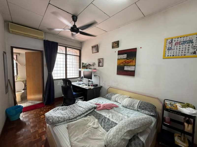 Rumah Teres 2-Tingkat untuk Dijual di Kepong (Kuala Lumpur) - Alan Khoo - Bedroom - PropertyGuru.com.my