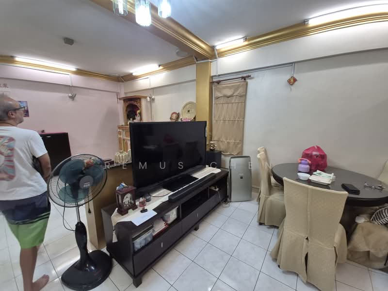 Kondominium untuk Dijual di Pelangi Damansara - Remus Chen - Living Room - PropertyGuru.com.my